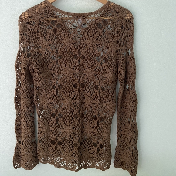 i.e. relaxed hand knit cover up - Picture 2 of 5